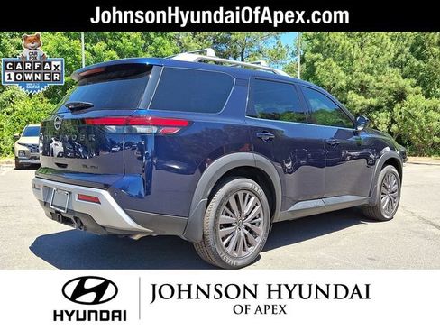 Used 2023 Nissan Pathfinder SL w/ SL Premium Package AWD/4WD image 29
