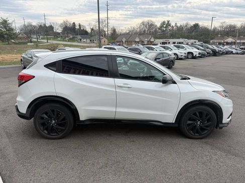 Used 2021 Honda HR-V Sport image 6