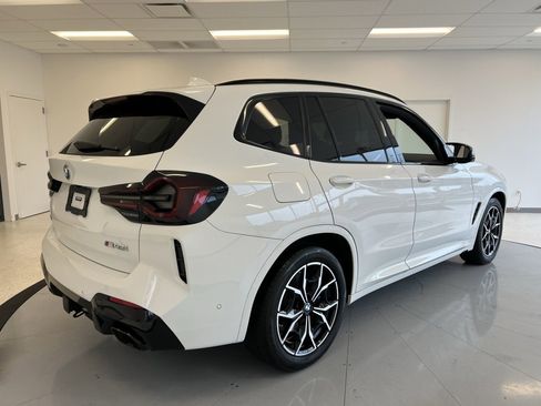 Used 2023 BMW X3 M40i image 7