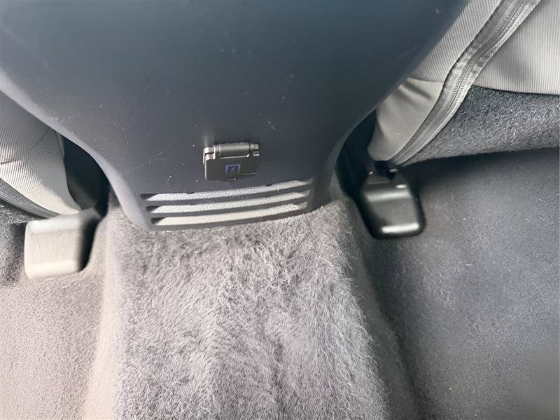 Used 2020 Toyota Tacoma SR5 AWD/4WD image 26