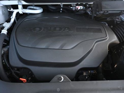 Used 2023 Honda Passport TrailSport image 17