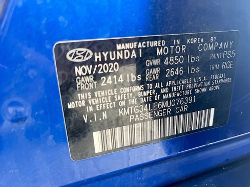 Used 2021 Genesis G70 3.3T RWD image 34