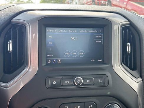 Used 2022 Chevrolet Silverado 1500 W/T RWD image 16
