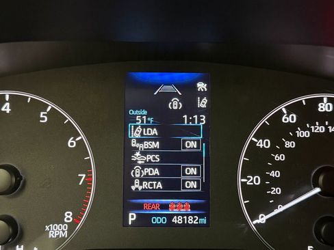 Used 2024 Toyota Corolla Cross LE image 10