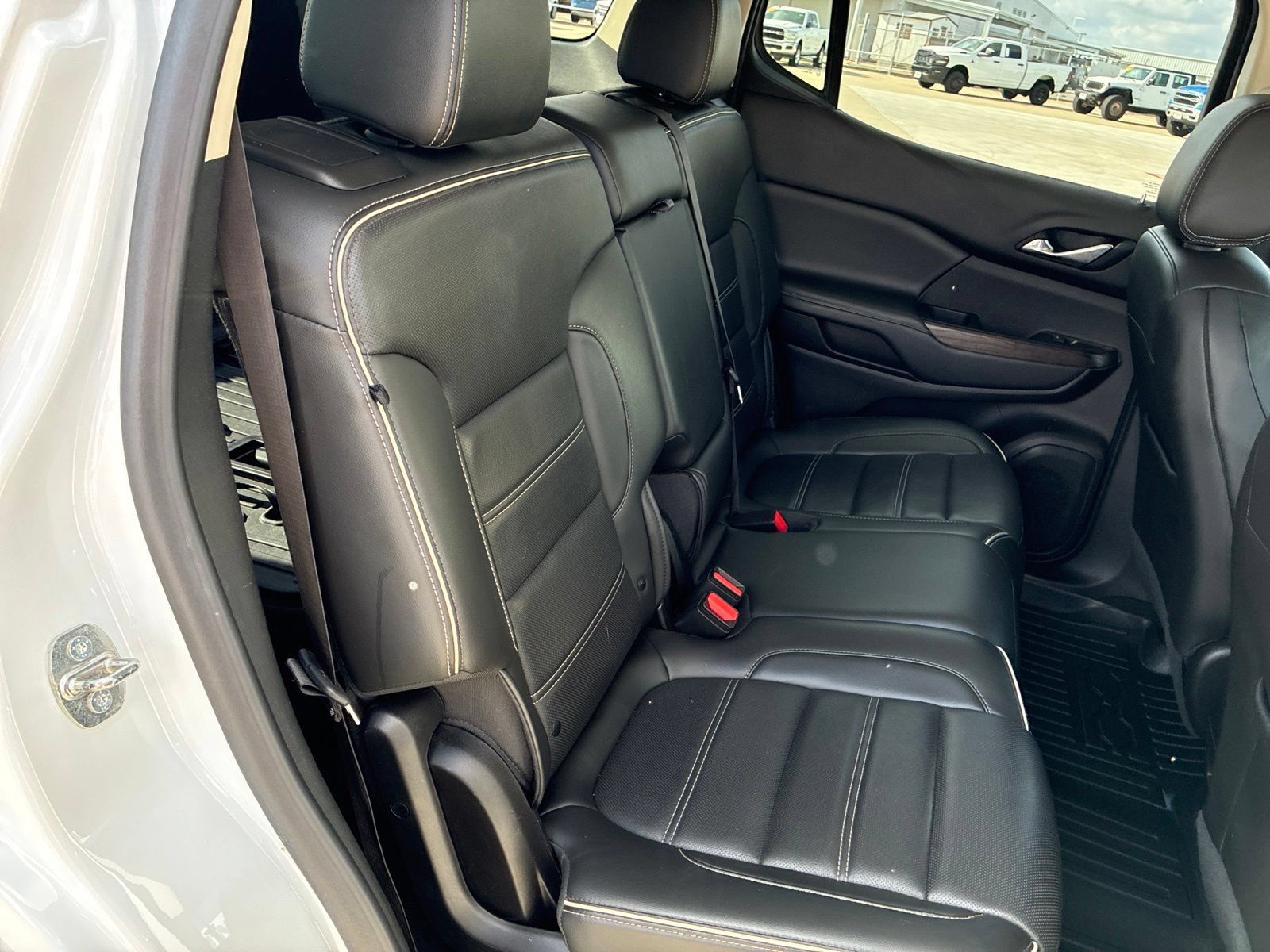 Used 2023 GMC Acadia Denali FWD image 14