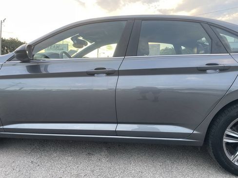 Used 2019 Volkswagen Jetta R-Line FWD image 43