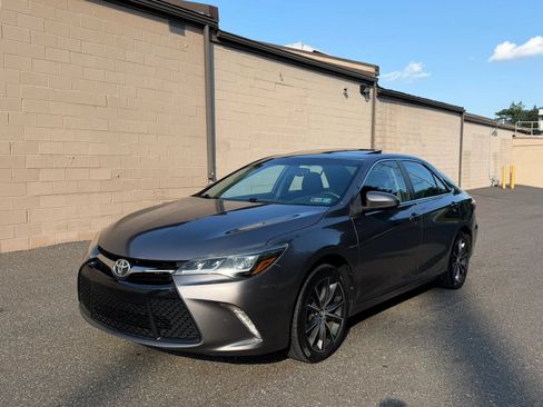 Used 2017 Toyota Camry XSE FWD image 20