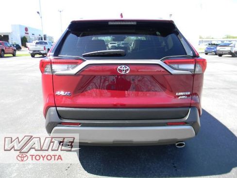 Used 2022 Toyota RAV4 Limited w/ Limited Grade Weather Package AWD/4WD image 3