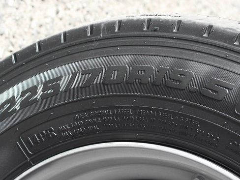 Used 2011 Ford F550 2WD Crew Cab Super Duty w/ Payload Upgrade Pkg image 37