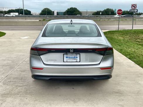 Used 2024 Honda Accord EX image 6