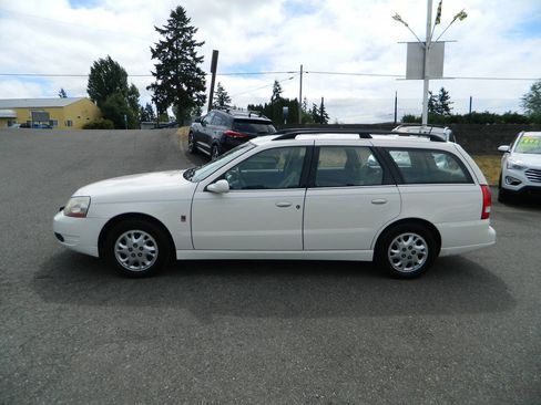 Used 2003 Saturn L-Series LW200 w/ Audio Pkg I FWD image 5