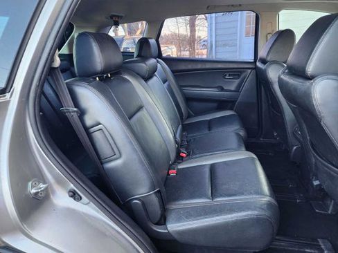 Used 2010 MAZDA CX-9 Touring w/ Moonroof & Bose Audio Pkg image 17