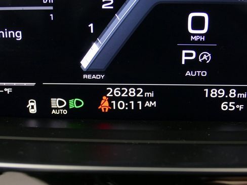 Used 2022 Audi S8 image 16