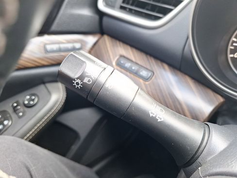 Used 2018 Nissan Maxima Platinum image 23