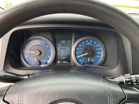 Used 2020 Toyota Sienna LE w/ LE Preferred Package FWD image 20