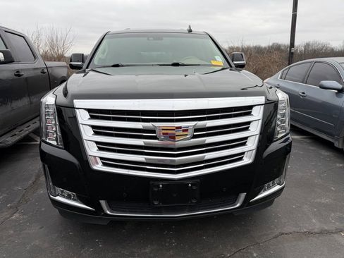Used 2016 Cadillac Escalade Platinum image 7