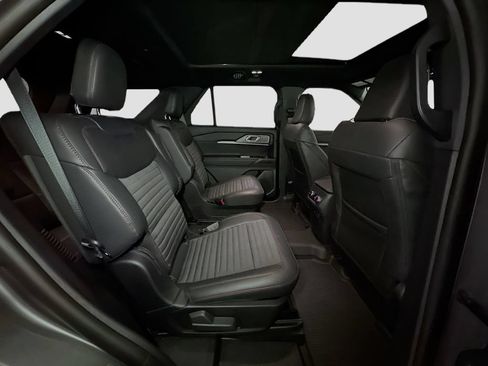 New 2026 Ford Explorer ST-Line AWD/4WD image 35