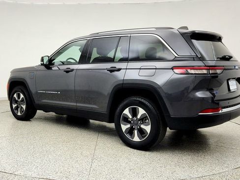 Used 2023 Jeep Grand Cherokee 4WD 4xe image 7