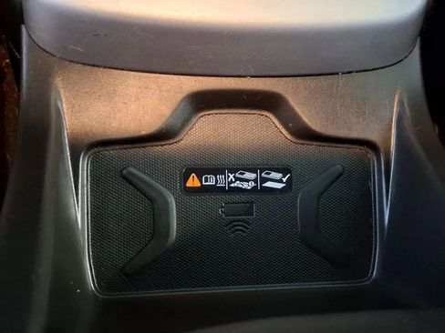 Used 2021 Chevrolet Colorado ZR2 w/ ZR2 Midnight Special Edition image 24