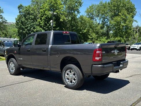 Used 2024 RAM 2500 Laramie w/ Safety Group AWD/4WD image 8