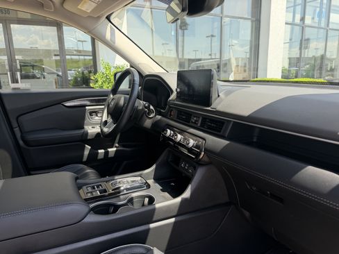Used 2023 Honda Pilot Elite image 24