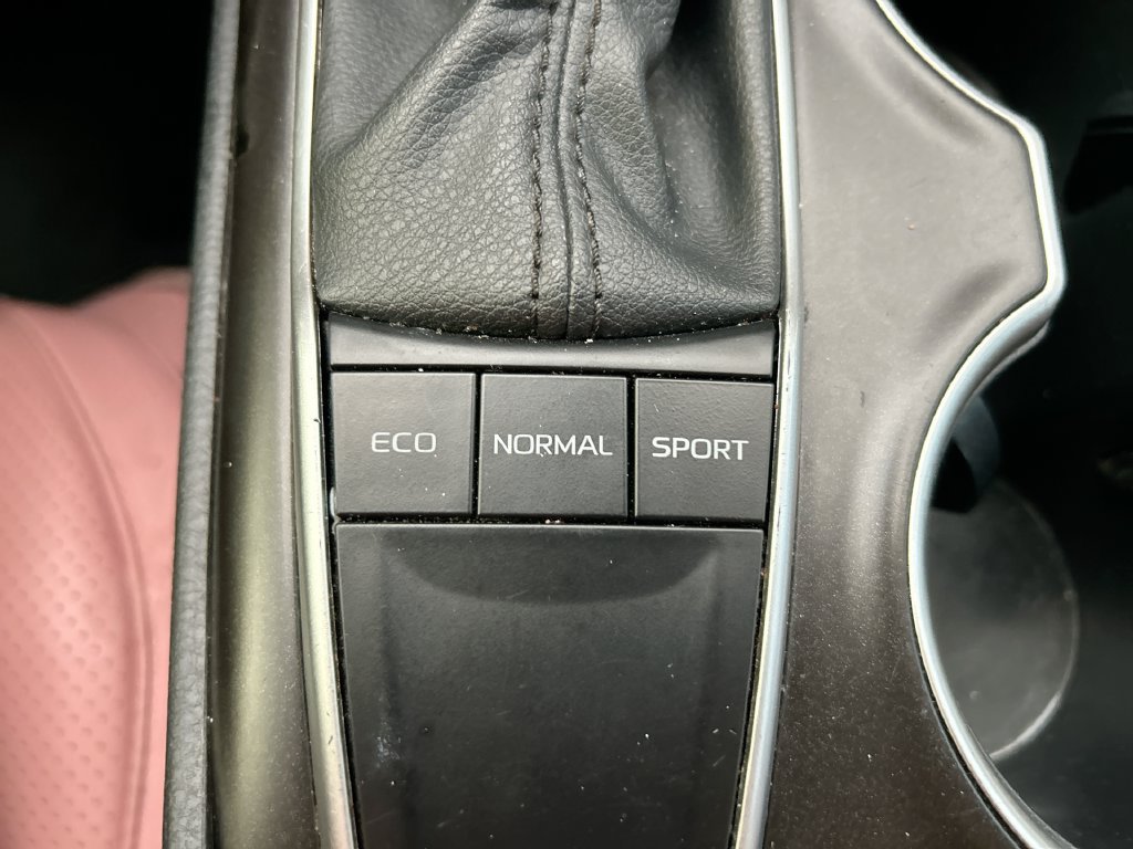 Used 2023 Toyota Camry LE FWD image 32