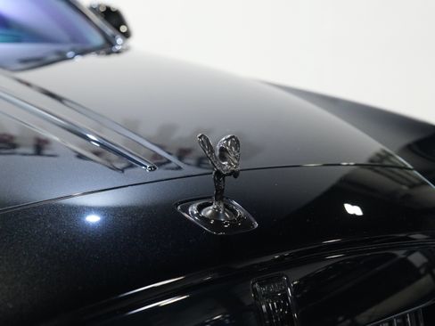 Used 2020 Rolls-Royce Ghost RWD image 12