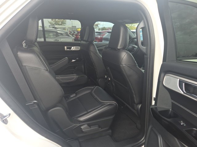 Used 2024 Ford Explorer ST w/ Equipment Group 401A AWD/4WD image 9