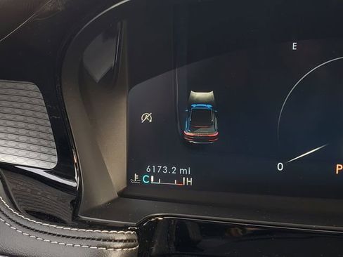 Certified 2023 Lincoln Corsair Standard w/ Equipment Group 101A image 14