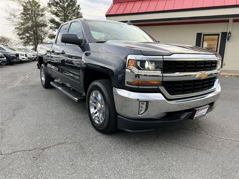 Used 2017 Chevrolet Silverado 1500 LT w/ All Star Edition image 3