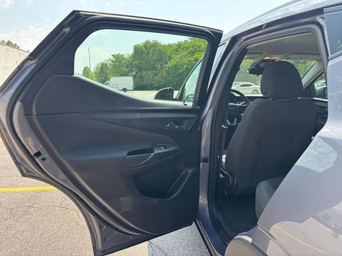 Used 2023 Chevrolet Bolt EUV LT image 13