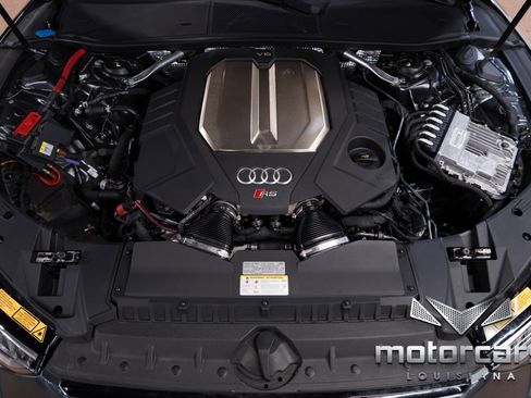 Used 2023 Audi RS 7 Sportback w/ Black Optic Package image 25