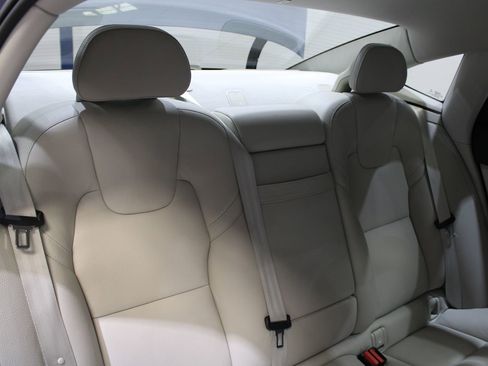 Used 2017 Volvo S90 T6 Momentum w/ Vision Package image 37