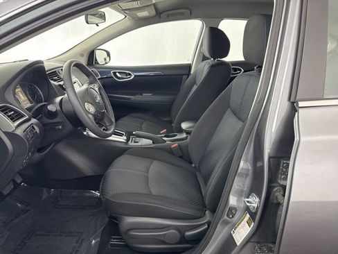 Used 2017 Nissan Sentra SR w/ SR Midnight Edition image 23