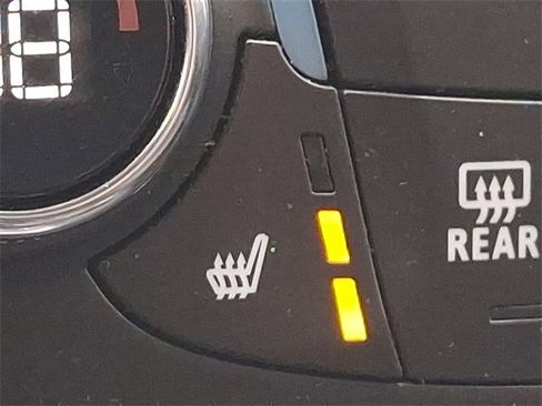 Used 2020 Chevrolet Equinox LT image 19