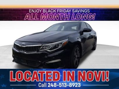 Used 2019 Kia Optima S w/ S Panoramic Sunroof Package