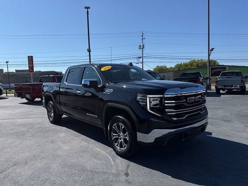 Used 2026 GMC Sierra 1500 SLT AWD/4WD image 1