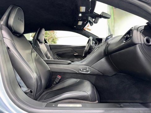 Used 2019 Aston Martin DB11 Coupe image 60