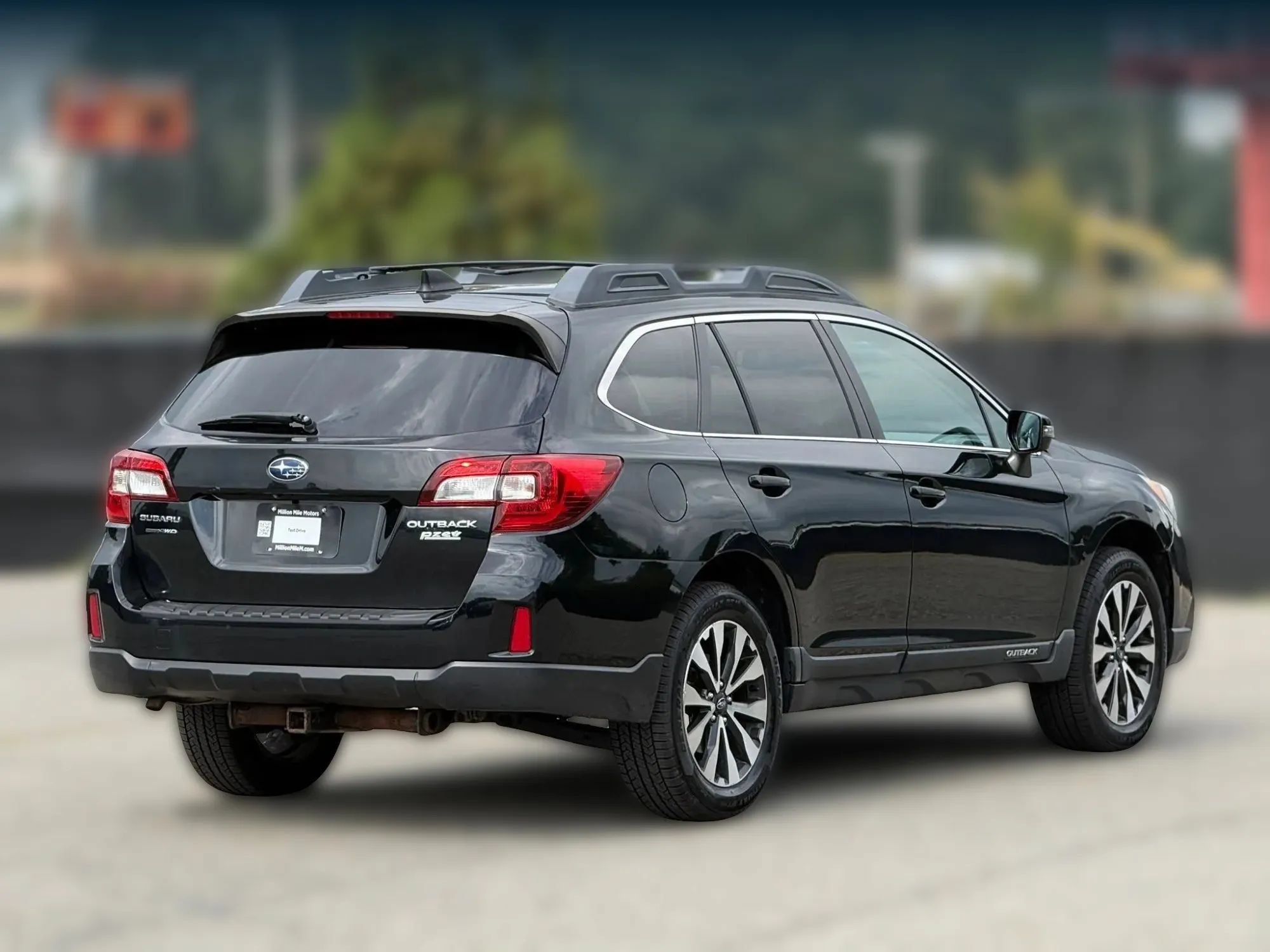 Used 2016 Subaru Outback 2.5i Limited AWD/4WD image 9