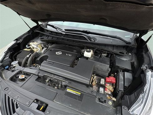 Used 2017 Nissan Murano SV image 25