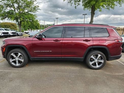 Used 2024 Jeep Grand Cherokee L Limited image 4