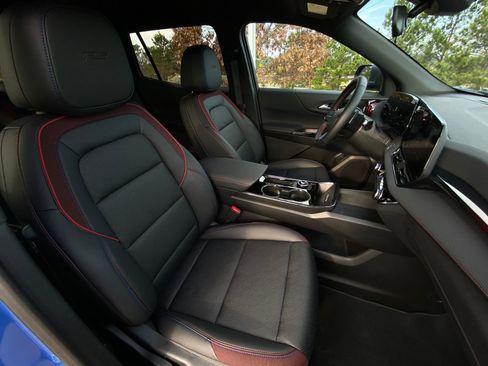 Used 2026 Chevrolet Equinox RS image 13