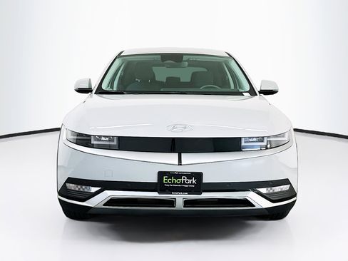 Used 2024 Hyundai Ioniq 5 SEL image 2