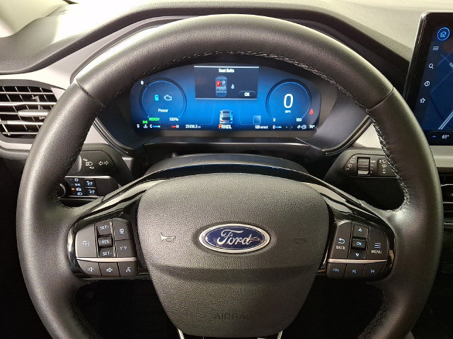 Used 2023 Ford Escape Platinum AWD/4WD image 17
