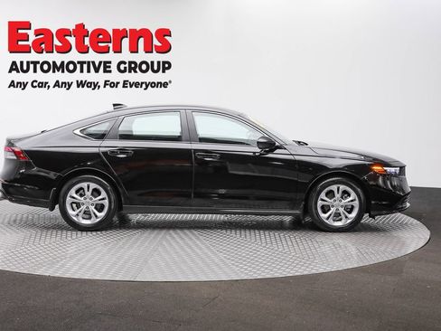 Used 2025 Honda Accord LX image 4