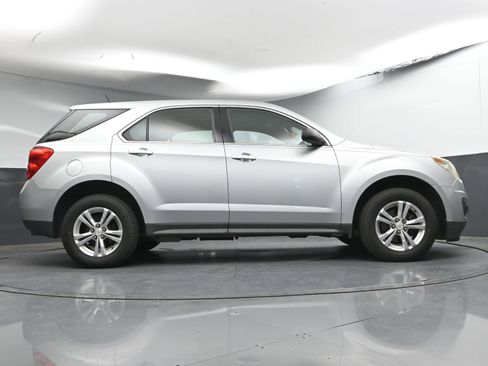 Used 2013 Chevrolet Equinox LS image 23