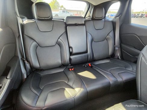 Used 2021 Jeep Cherokee Latitude Lux image 5