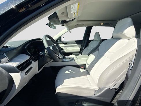 New 2026 INFINITI QX60 Luxe w/ Cargo Package image 16