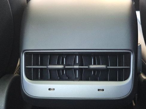 Used 2021 Tesla Model 3 image 58