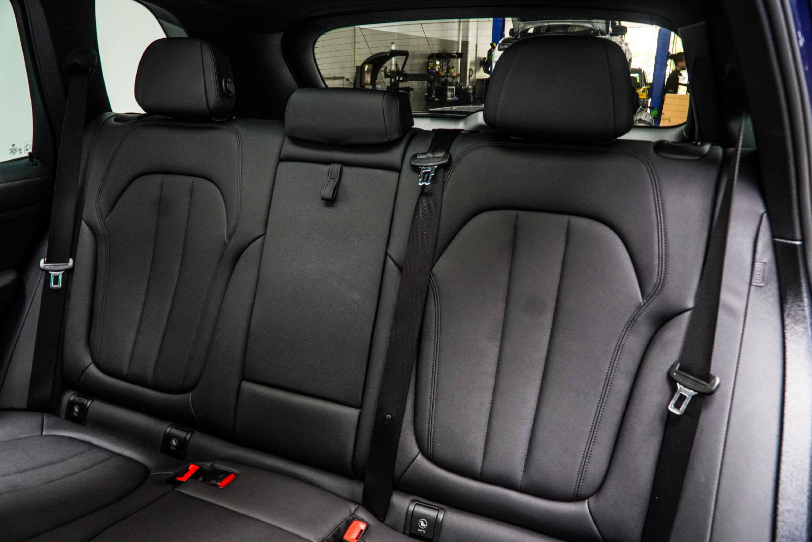 Used 2021 BMW X5 xDrive40i w/ Premium Package AWD/4WD image 44